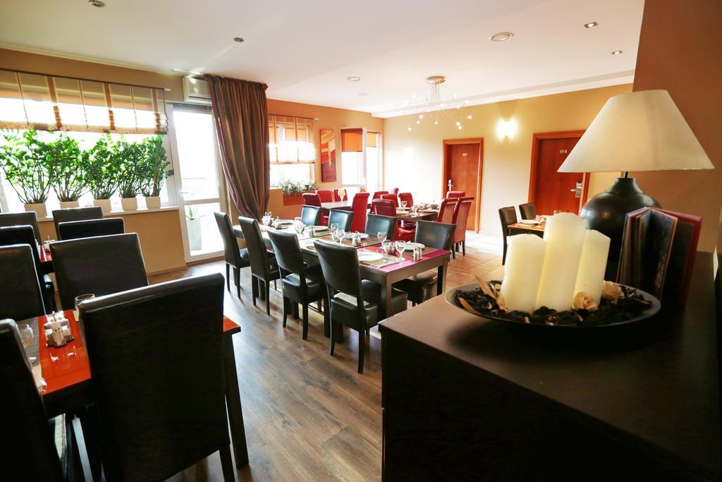 City Hotel Nitra With Free Parking 외부 사진